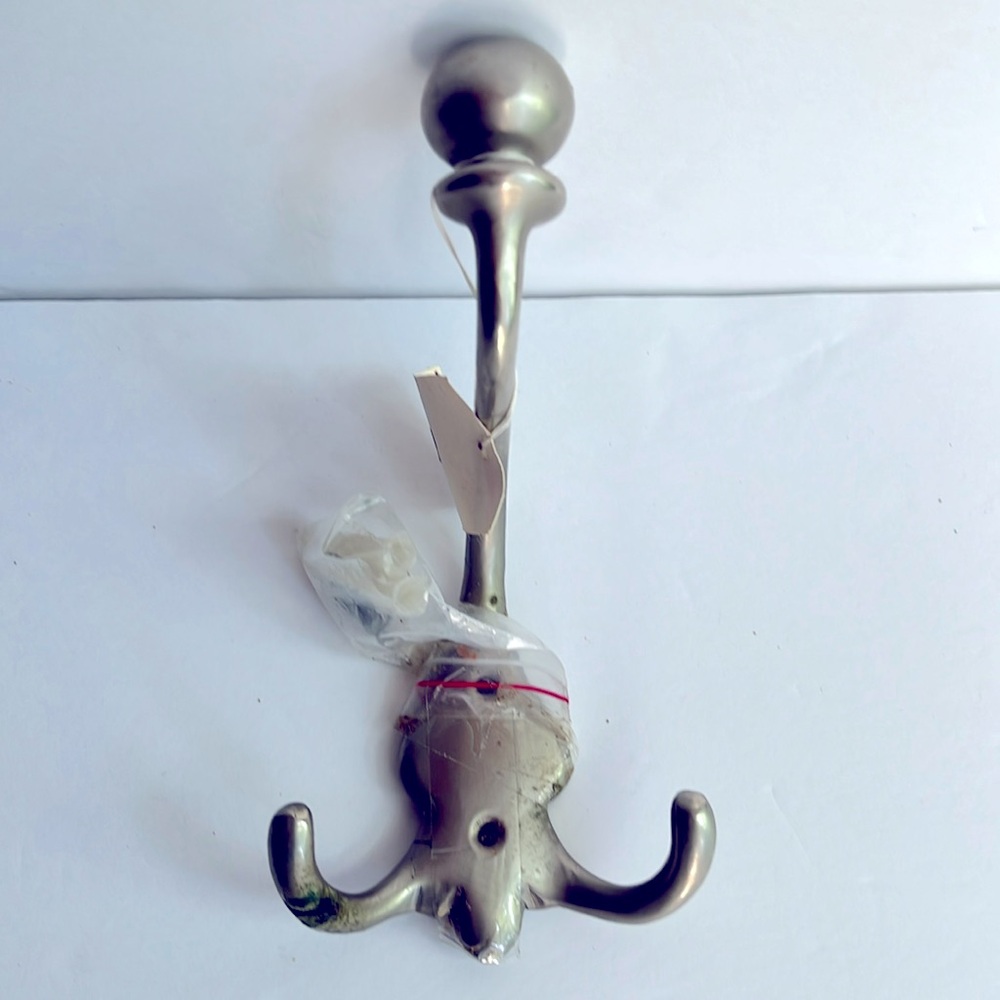 Vintage Pewter Wall Hook NWT - Picture 1 of 6